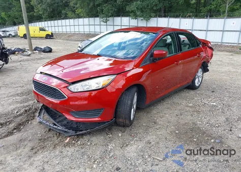 2018 Ford Focus Se z USA, uszkodzony, nr VIN 1FADP3F29JL319037